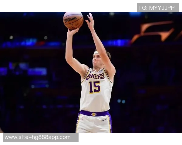 詹姆斯谈里夫斯状态恢复需时强调节奏问题是关键因素