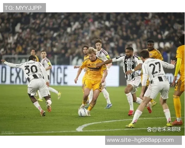 土耳其队在世预赛中大胜格鲁吉亚伊尔迪兹和德米拉尔联手攻入四球